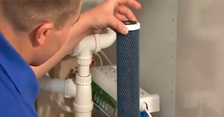 Установка угольных фильтров для воды и вытяжки от 3573 рублей в Красном Сулине