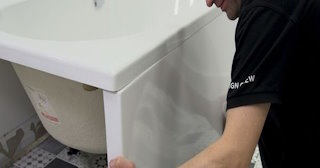 Установка экрана под ванну - цена за работу от 4084 руб. в Красном Сулине